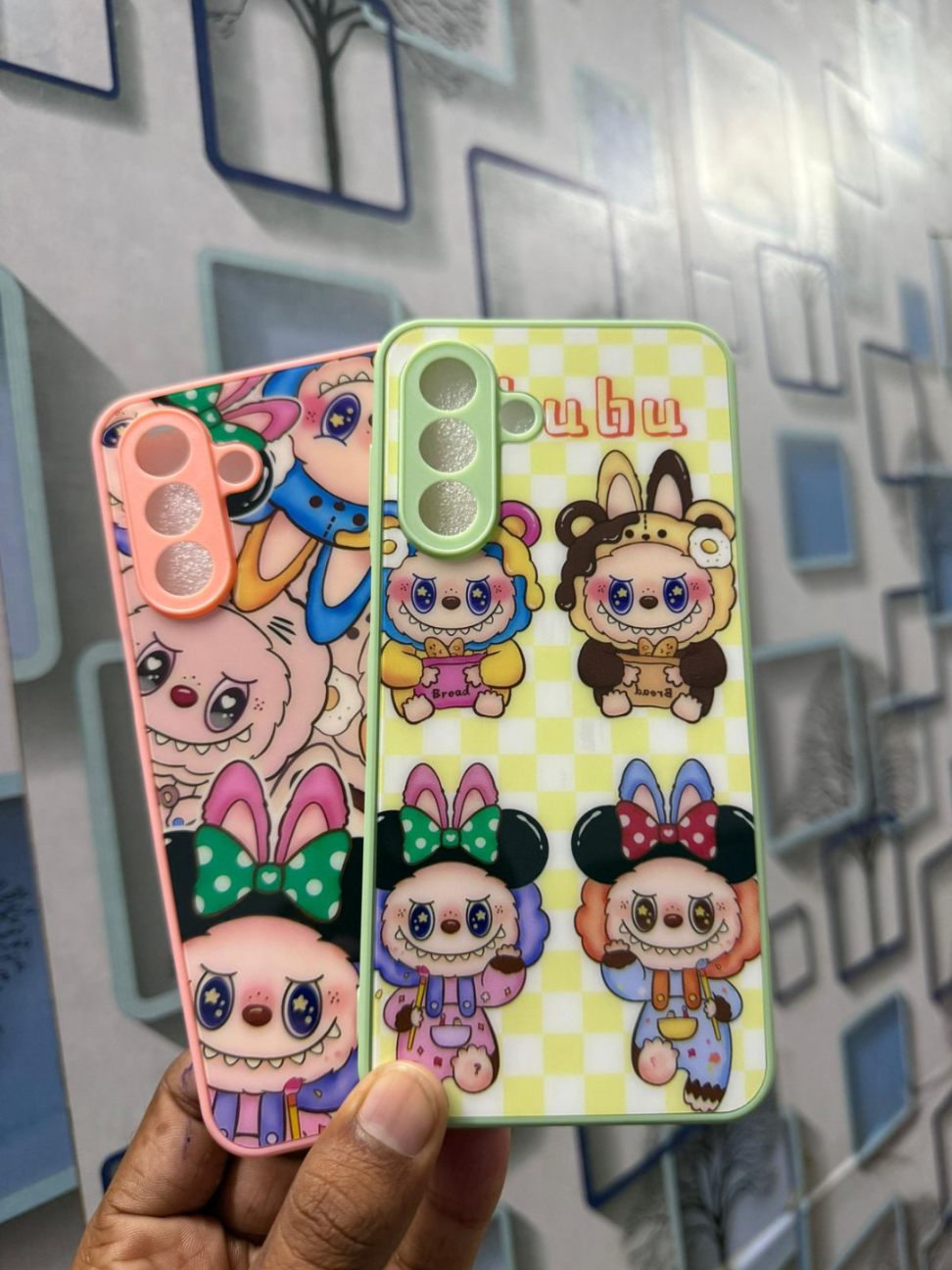 OgkVTI_032wYgyTbKnS.jpg LABUBU PRINT HARD CASE 130 PCS LOTT PRICE 30*130=3900/- - Image 1