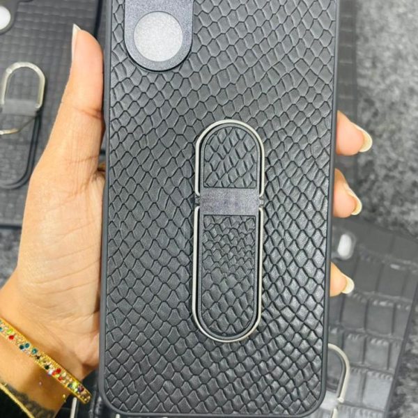 CROCODILE LEATHER STAND CASE 256 PCS LOTT PRICE 52*256=13312/-