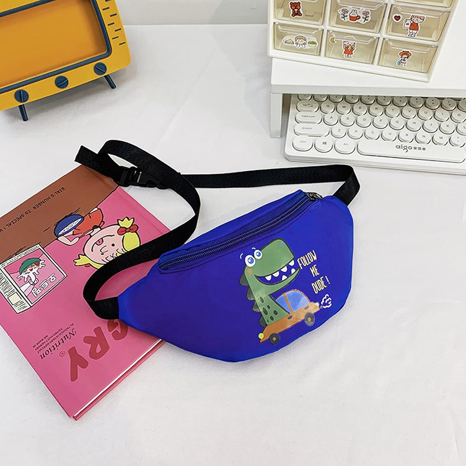 Opkt81BqIvTzmz2leip.jpg WAIST BAGS FOR MEN/WOMAN/KIDS - Image 1